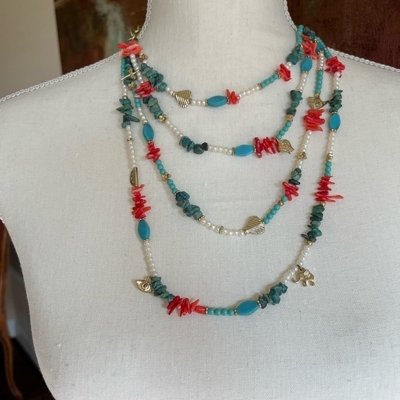 Coral and Turquoise Faux Pearl Beads Necklace 4 layers of gold animal charms - Picture 9 of 12
